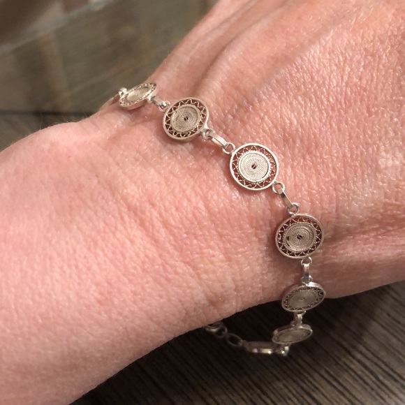 Vintage Sterling Silver Filigree Circle Bracelet, Madalia Disc Pattern - Picture 9 of 14